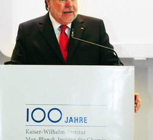 Ministerpräsident Kurt Beck; Bild: Carsten Costard / © Staatskanzlei