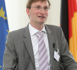 Prof. Dr. Sönke Neitzel von der London School of Economics; Bild: Stefan Sämmer / © Staatskanzlei