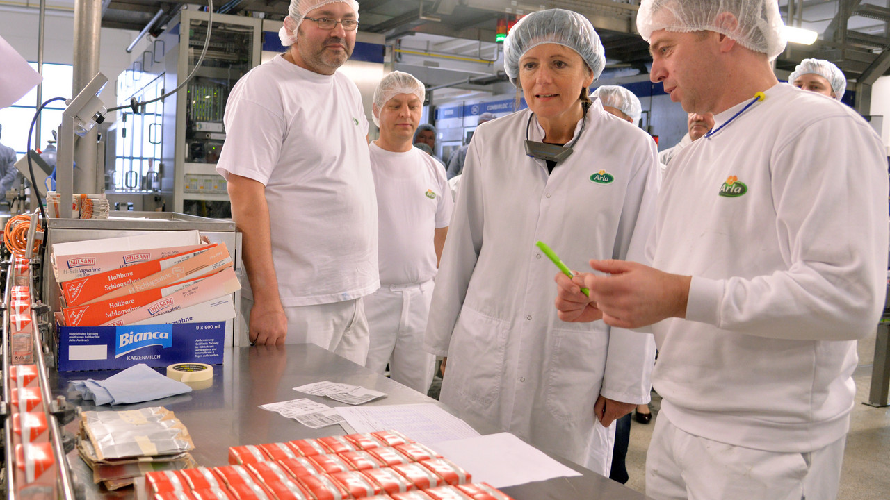 Ministerpräsidentin Dreyer besuchte die Molkerei Arla in Pronsfeld; Bild: Tittel