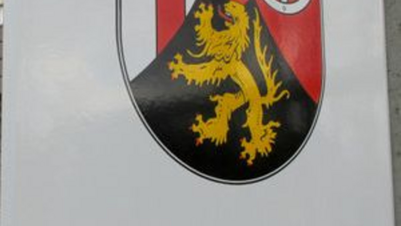 Die Aufnahme von Flüchtlingen wird in Deutschland zur Zeit vor allem von den Kommunen und den Ländern wahrgenommen; Bild: dpa
