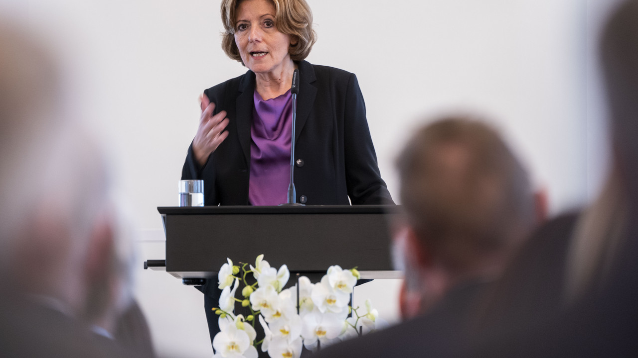 „Die Direktionen und das Landesuntersuchungsamt sind moderne Behörden, gefragte Ausbildungsbetriebe und starke Partner der Landesregierung", betonte Ministerpräsidentin Malu Dreyer bei der Feierstunde "20 Jahre Direktionen und LUA".