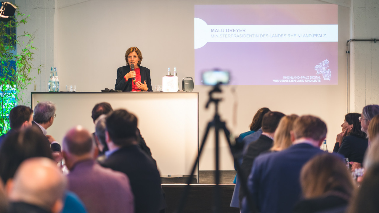 2. Digitalforum