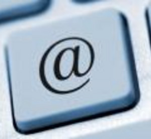 @-Zeichen auf der Computertastatur; Bild: rlp-Archiv