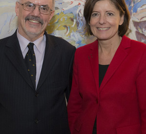 Ministerpräsidentin Malu Dreyer und Dr. Horst Wegner bei der Verabschiedung als KEF-Geschäftsführer; Foto: Pulkowski / © Staatskanzlei