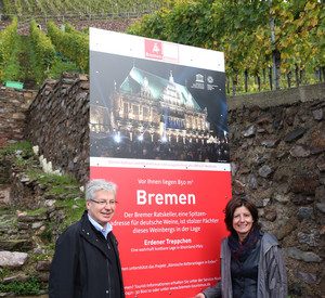 Gemeinsame Weinlese von Ministerpräsidentin Malu Dreyer und dem Präsidenten des Bremer Senats, Bürgermeister Jens Böhrnsen; Foto: Frey / © Staatskanzlei