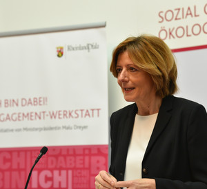 Ministerpräsidentin Malu Dreyer auf der Pressekonferenz zur Initiative "Ich bin dabei"
