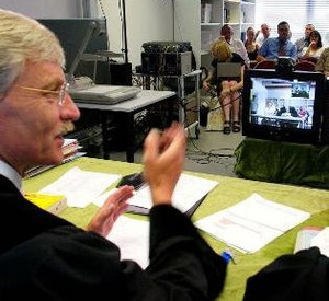 Videokonferenz am Gericht; Bild: dpa