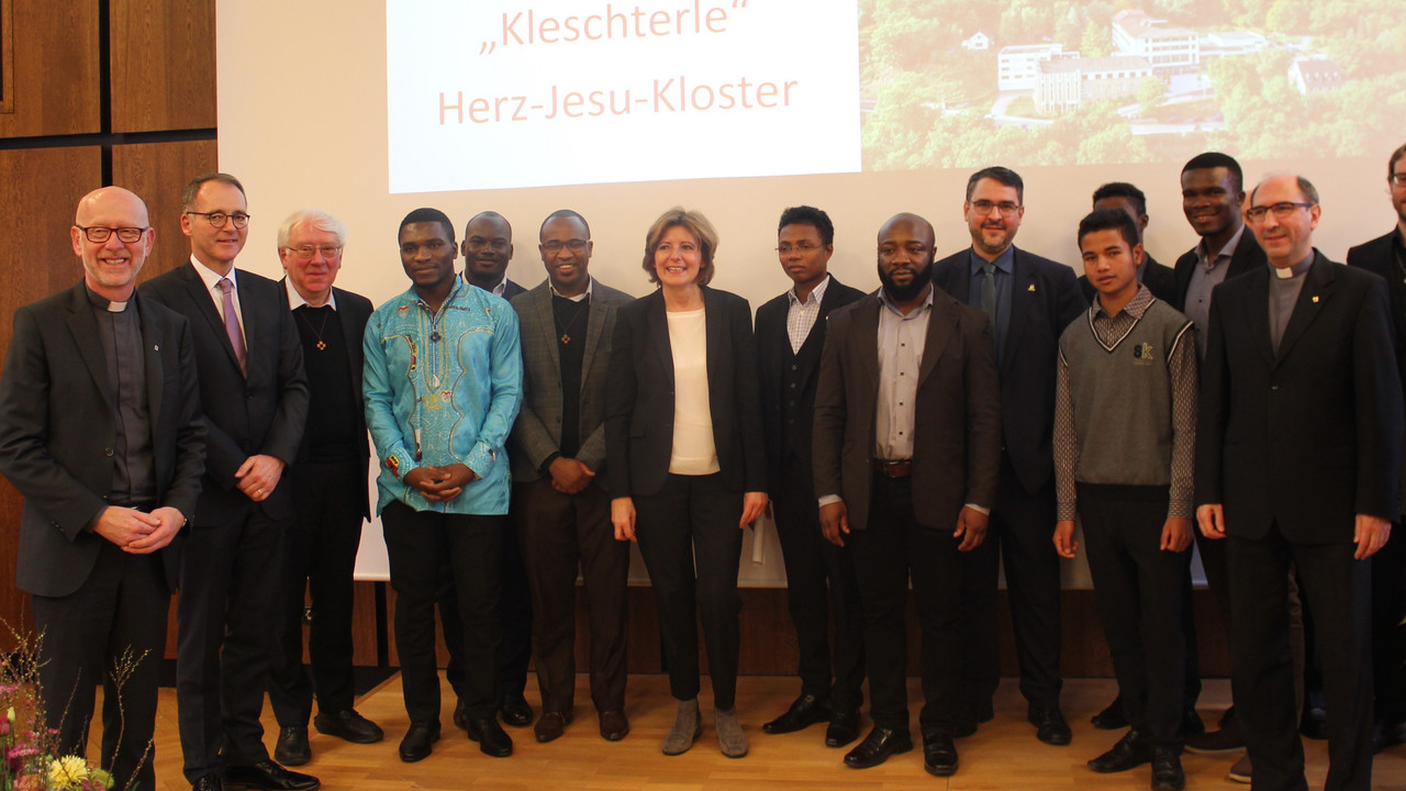 Ministerpräsidentin Malu Dreyer beim Festakt zum 100-jährigen Jubiläum des Klosters Neustadt