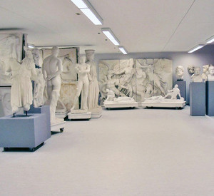 Plastiken; Bild: Archäologisches Institut Uni Mainz
