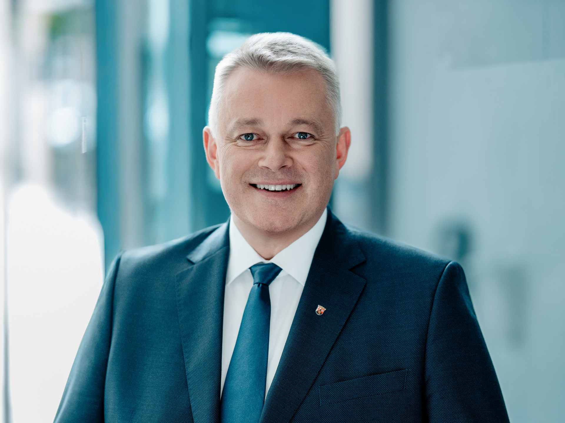 Porträtfoto Ministerpräsident Gordon Schnieder
