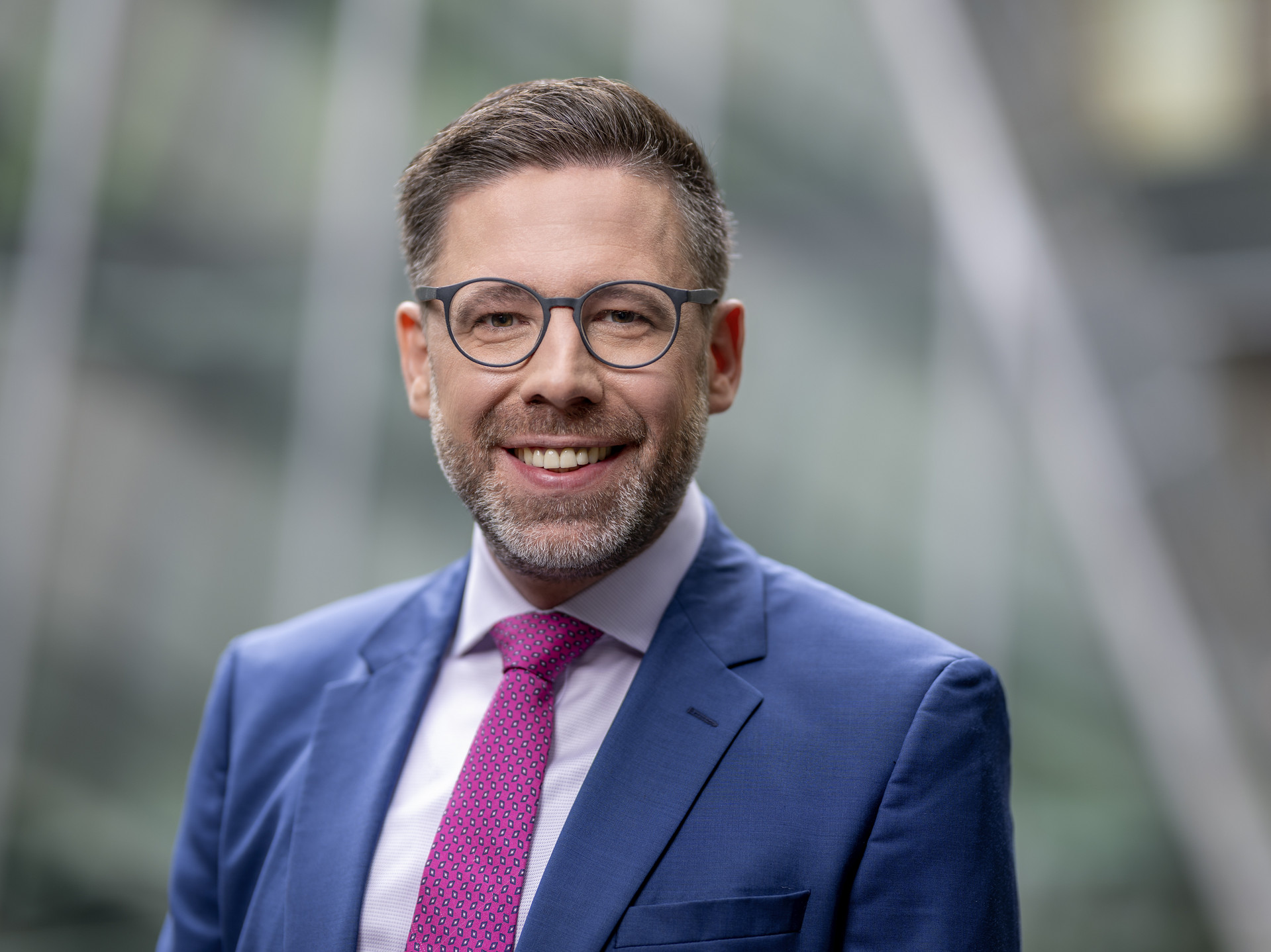 Porträt Phillip Fernis