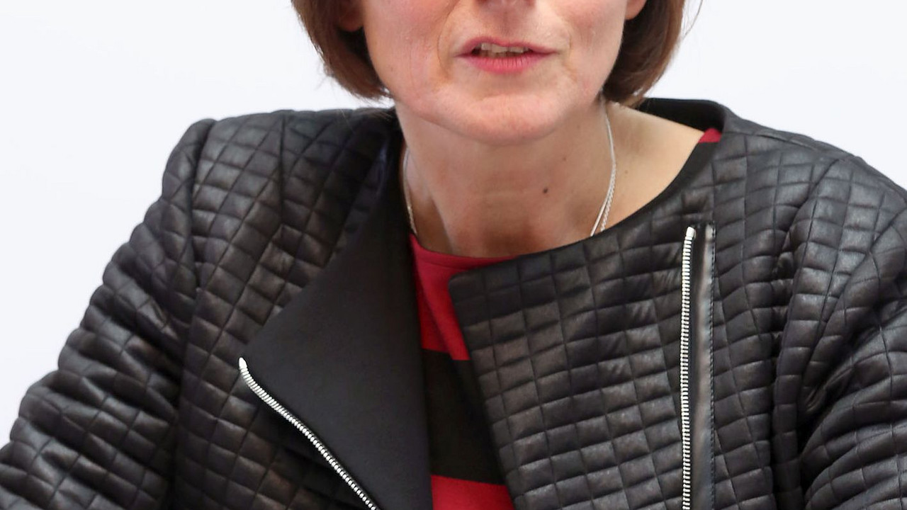 Ministerpräsidentin Malu Dreyer gibt eine Pressekonferenz zur Breitband-Strategie der Landesregierung; Bild: Saemmer