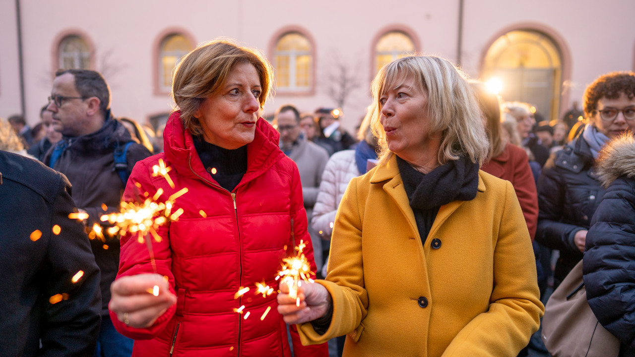 Weihnachtliches Rudelsingen der Landesregierung