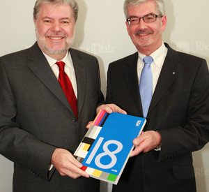 Überreichung des 18. KEF-Berichts; Bild: Bauer / © Staatskanzlei