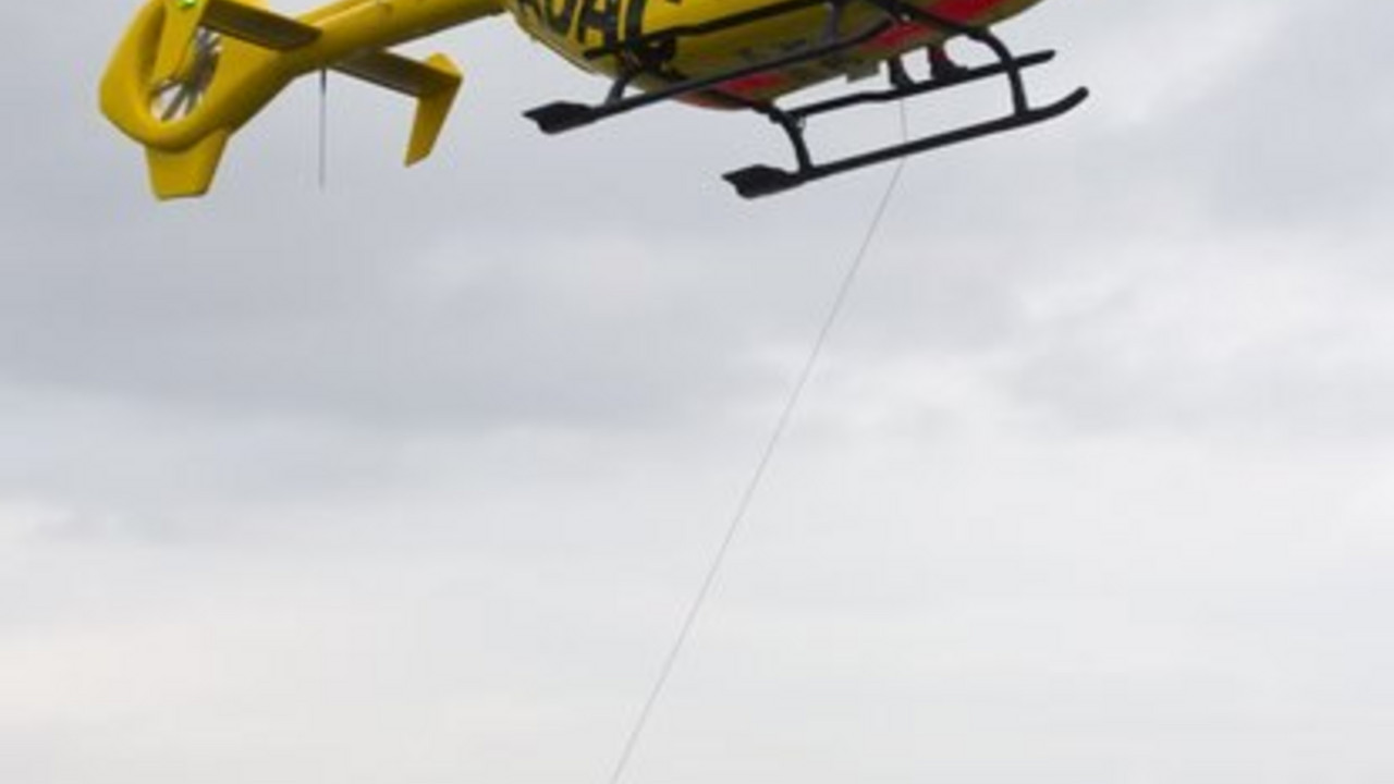 ADAC-Luftrettung übt Eisrettung; Bild: dpa