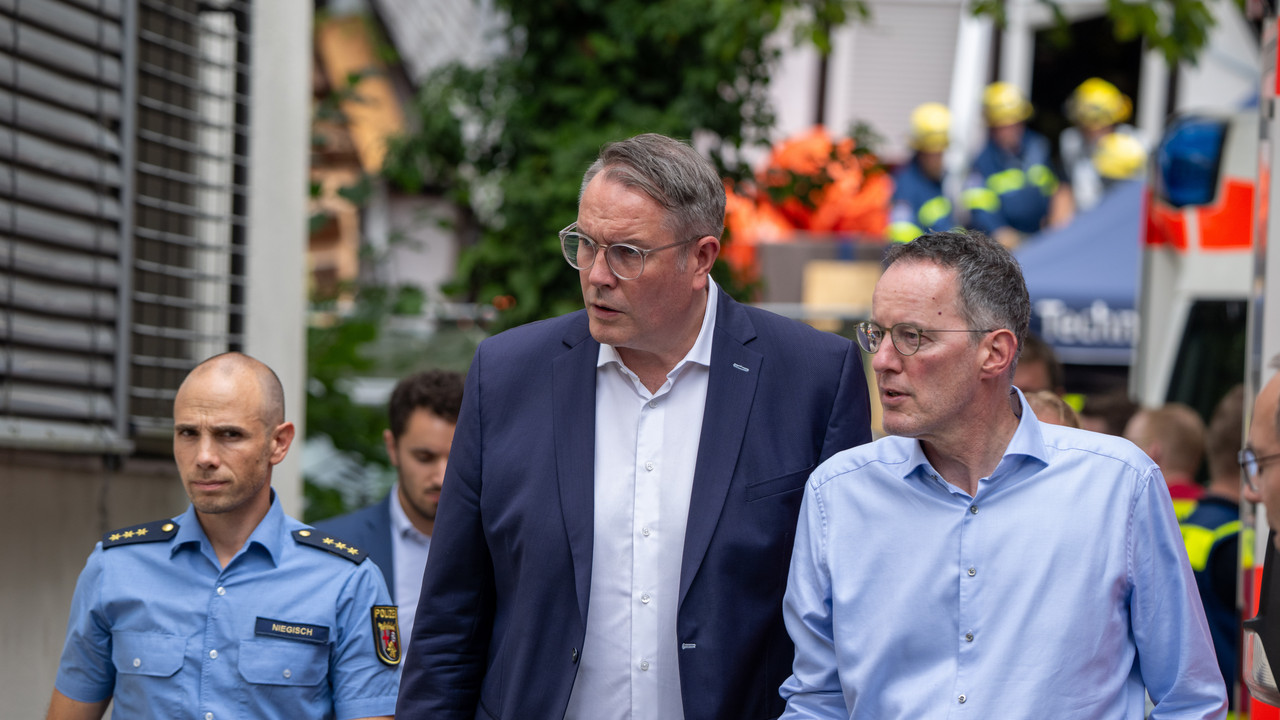 Alexander Schweitzer und Michael Ebling in Kröv.