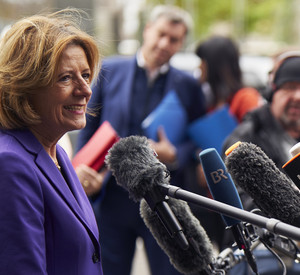 Ministerpräsidentin Malu Dreyer im Gespräch mit der Presse