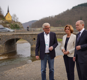 Besuch Bundeskanzler im Ahrtal