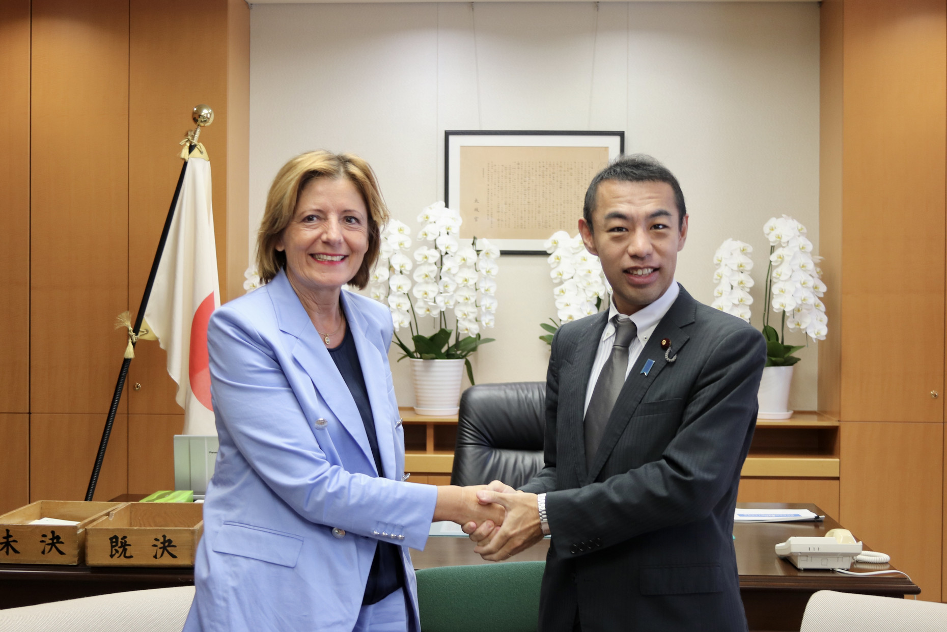 Ministerpräsidentin Malu Dreyer mit Soichiro Imaeda, State Minister of Education, Culture, Sports, Science and Technology.