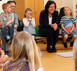 Besuch von Ministerpräsidentin Dreyer in der Kita Essenheim bei Mainz, wo sie unter anderem an der KitaKonferenz teilnahm...