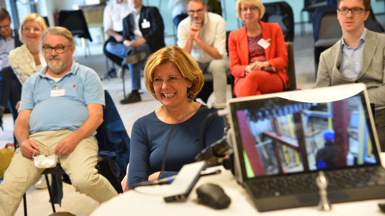 Ministerpräsidentin Malu Dreyer bei der Pressereise
