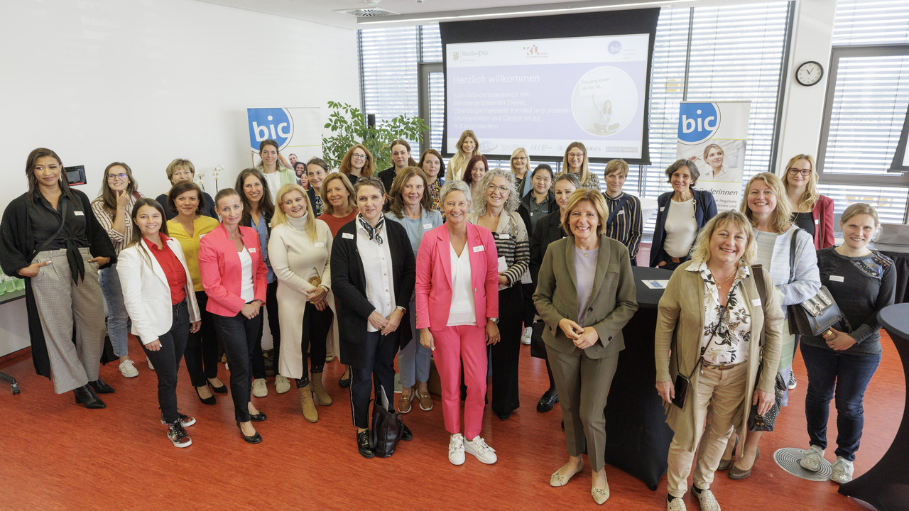 Gruppenfoto Gründerinnenlunch