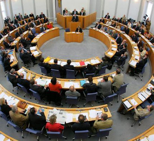 Die rheinland-pfälzischen Abgeordneten im Plenum; Bild:dpa