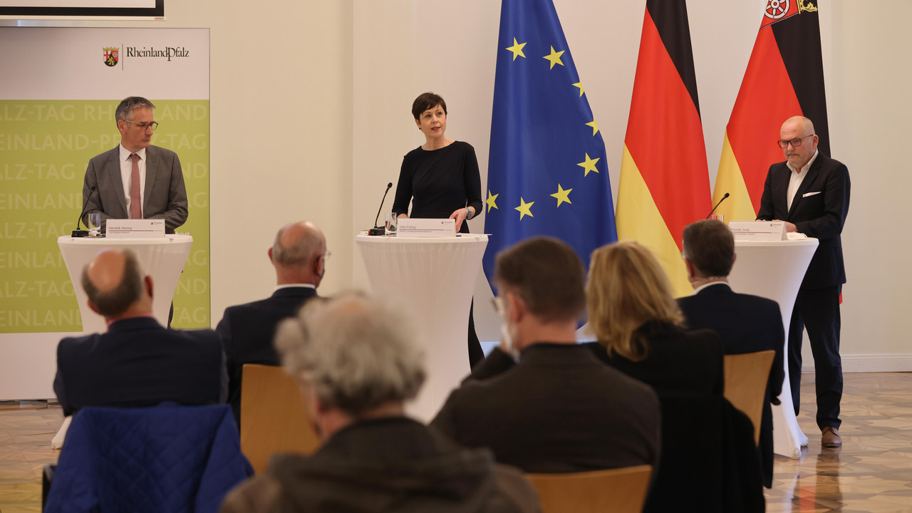 Nach zwei Jahren pandemiebedingter Pause findet der Rheinland-Pfalz-Tag vom 20. bis 22. Mai 2022 in der Landeshauptstadt Mainz statt.