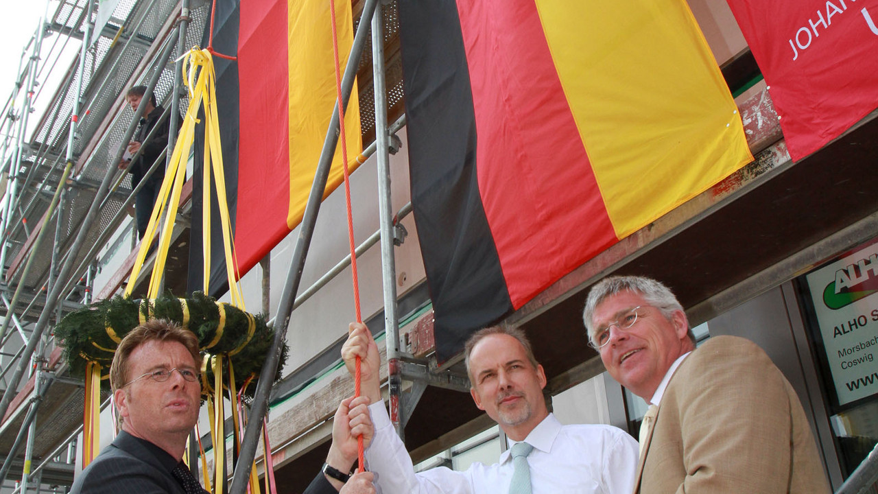 Richtfest beim Ersatzneubau der Kernphysik; Bild: Sämmer