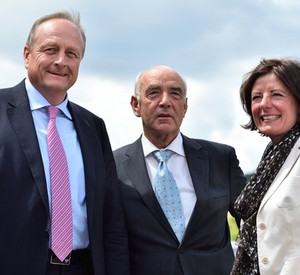 Bauernpräsident Joachim Rukwied (l-r), dessen Vizepräsident Norbert Schindler und Ministerpräsidentin Malu Dreyer beim Deutschen Bauerntag in Bad Dürkheim; Bild: dpa