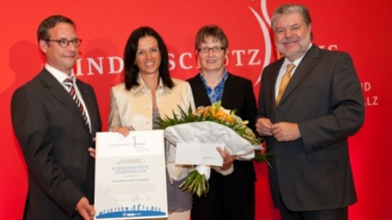 Verleihung Kinderschutzpreis 2011; Bild: Dt. Kinderschutzbund