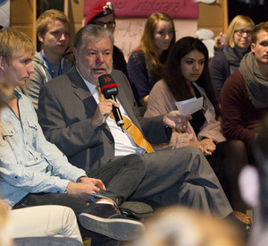 Diskussion beim Jugendforum; Bild: Melanie Bauer