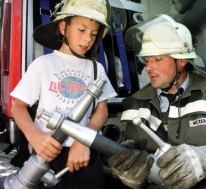 Freiwilliger Einsatz bei der Feuerwehr; Bild: rlp-Archiv