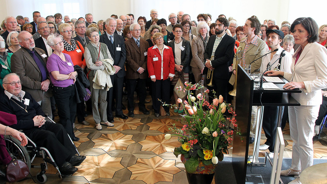 Ministerpräsidentin Dreyer empfängt stille Helferinnen und Helfer in der Staatskanzlei; Foto: Stefan Sämmer / © Staatskanzlei