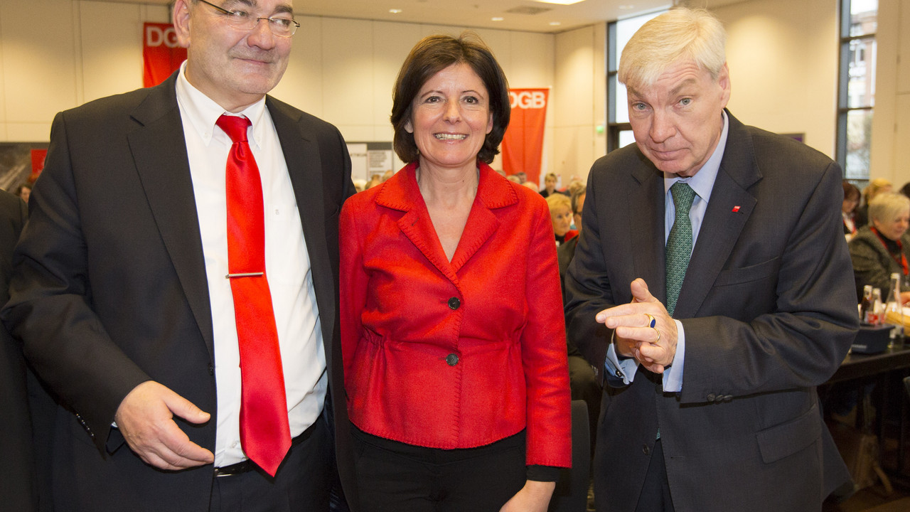 Glückwünsche von Ministerpräsidentin Dreyer und DGB-Bundesvorstand Sommer an Dietmar Muscheid; Bild: Reiner Voß