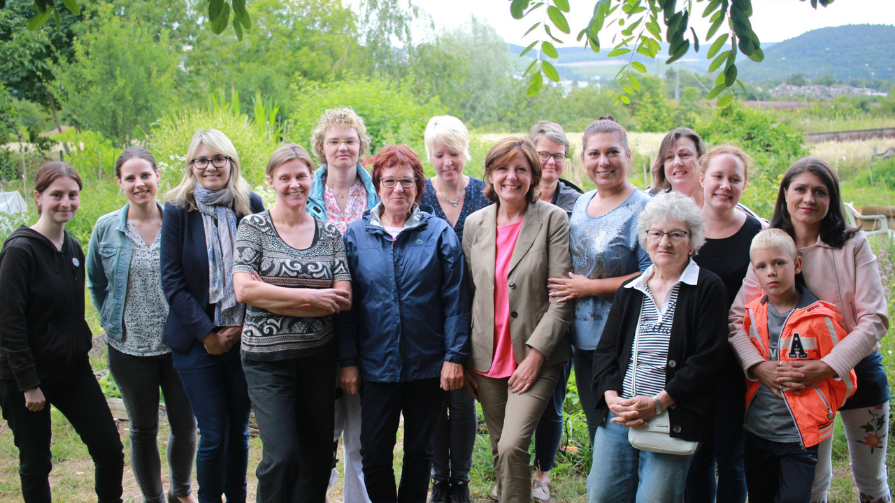 Den Abschluss des zweiten Tages bildete der Besuch im internationalen Frauengarten in Trier. Der Garten bietet einen Treffpunkt für Frauen, die Spaß am Gärtnern haben und sich auszutauschen. Hier findet auch die Integration von geflüchteten Frauen statt.