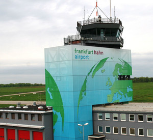 Flughafen-Tower Frankfurt-Hahn; Bild: Flughafen Frankfurt-Hahn