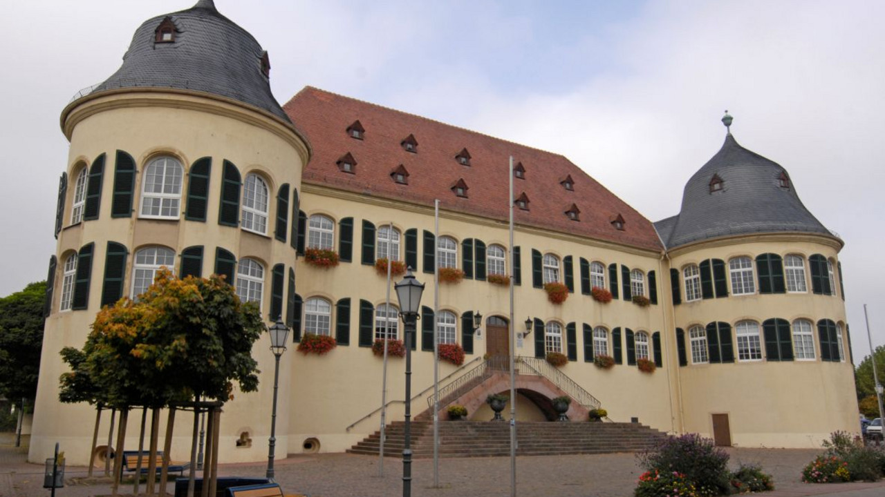 Schloss Bad Bergzabern; Bild: dpa