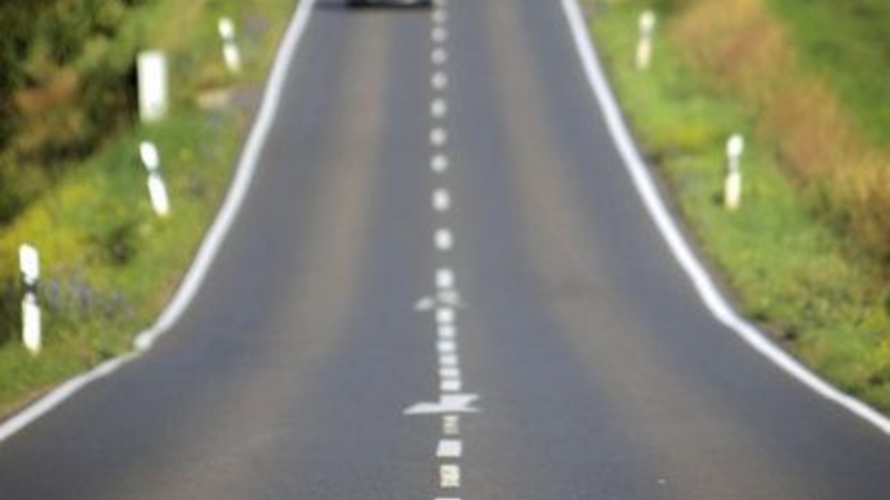 Straße in Rheinland-Pfalz (Symbolbild); Bild: dpa