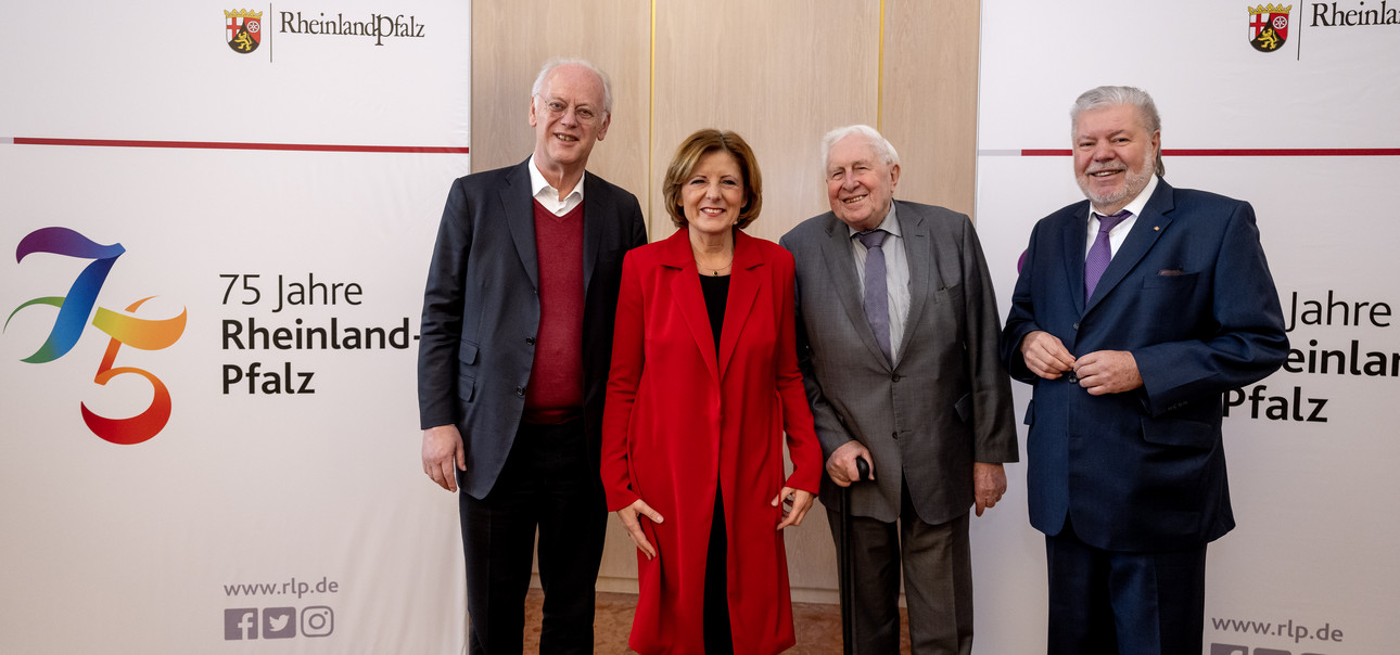 4 MPs: Rudolf Scharping, Malu Dreyer, Bernhard Vogel, Kurt Beck