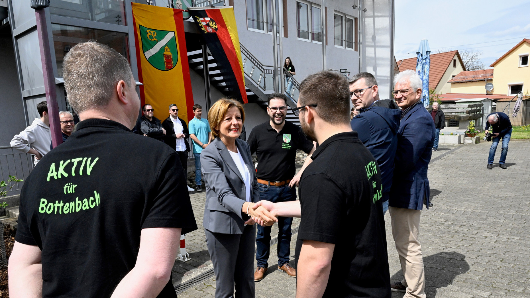 Ministerpräsidentin Malu Dreyer besucht den Förderverein Dorfgemeinschaft Bottenbach e.V. in Bottenbach.