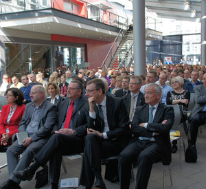 Ministerpräsidentin Malu Dreyer hat bei einer Betriebsversammlung der DB  Schenker Rail AG in Mainz; Foto: DB Schenker Rail