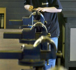 Ausbildung zur Industriemechanikerin (Symbolbild); Bild: dpa