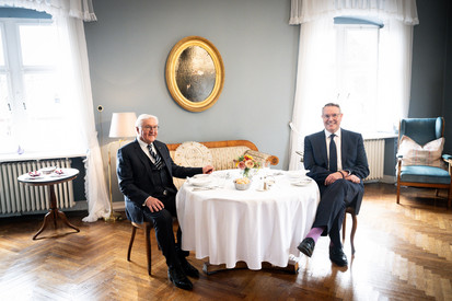 Ministerpräsident Alexander Schweitzer gratuliert Bundespräsident Frank-Walter Steinmeier zum 70. Geburtstag