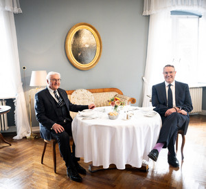 Bundespräsident Frank-Walter Steinmeier: Ortszeit Deutschland in Andernach