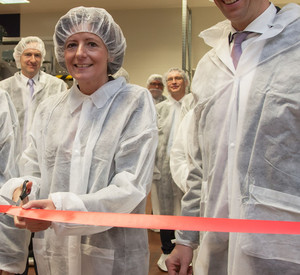 Ministerpräsidentin Malu Dreyer beim Pharmaunternehmen AbbVie in Ludwigshafen; Bild: AbbVie