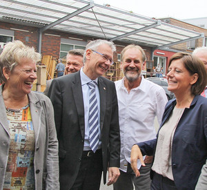 Begegnung in der Stadtteilwerkstatt in Kaiserlautern; Bild: Stadt Kaiserslautern