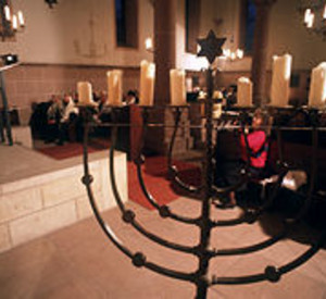 Jüdischer Gottestdienst in der Synagoge in Worms