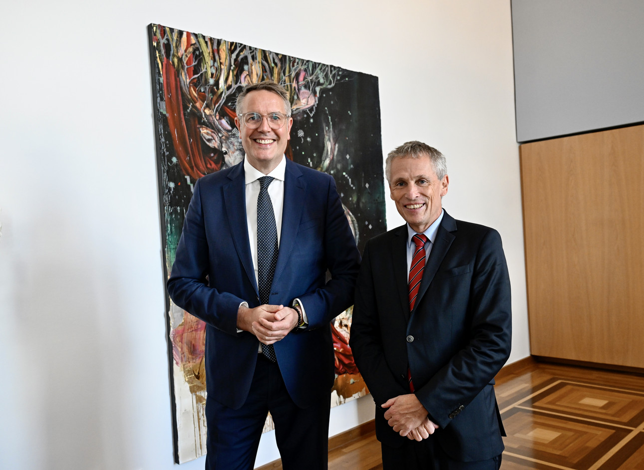 Ministerpräsident Alexander Schweitzer empfängt dänischen Botschafter S.E. Thomas Østrup Møller in der Staatskanzlei.