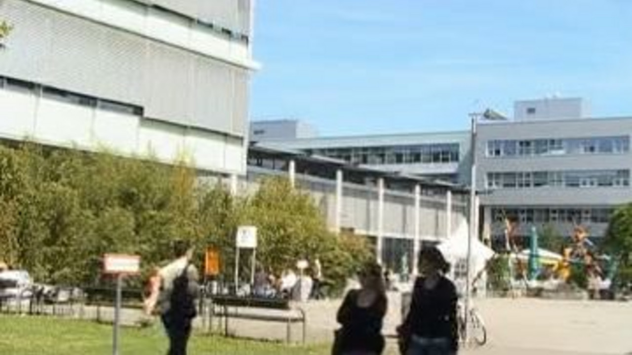 Studierende an der Universität; Bild: Stk